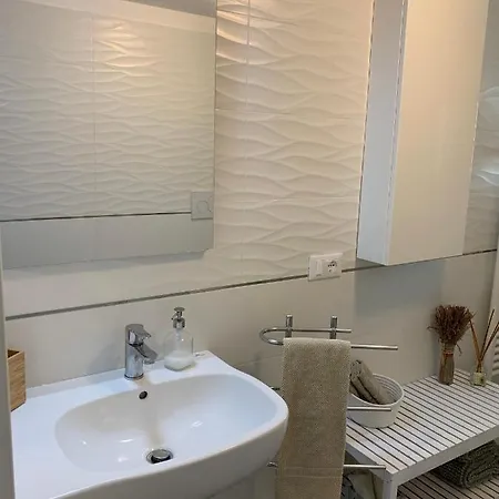 ベッド・アンド・ブレックファスト Caramella 3*